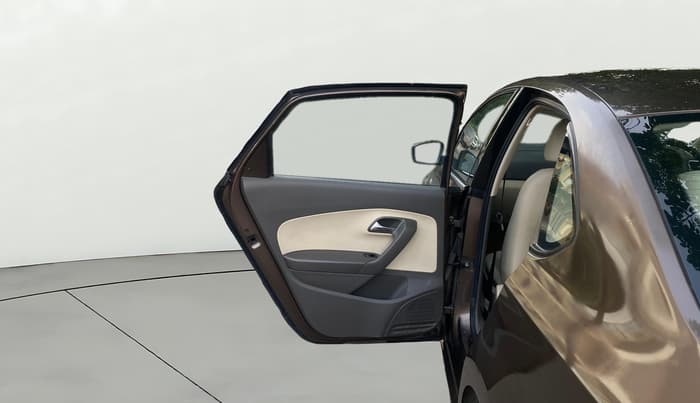 2015 Volkswagen Vento HIGHLINE DIESEL 1.5, Diesel, Manual, 1,09,637 km, LHS Rear Door