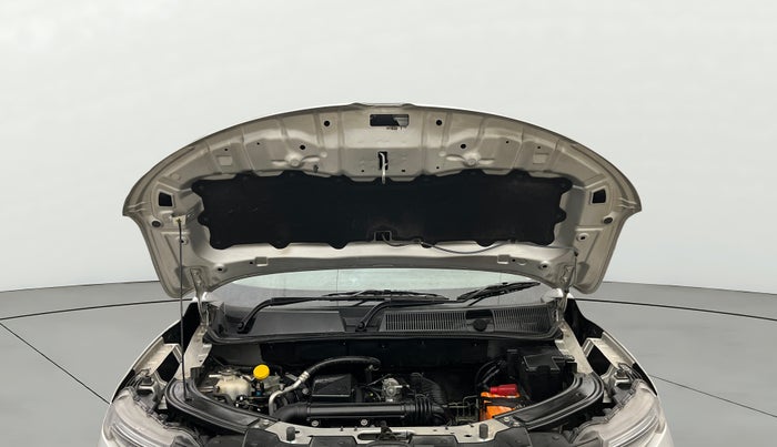 2022 Renault Kiger RXT AMT, Petrol, Automatic, 28,774 km, Open Bonet