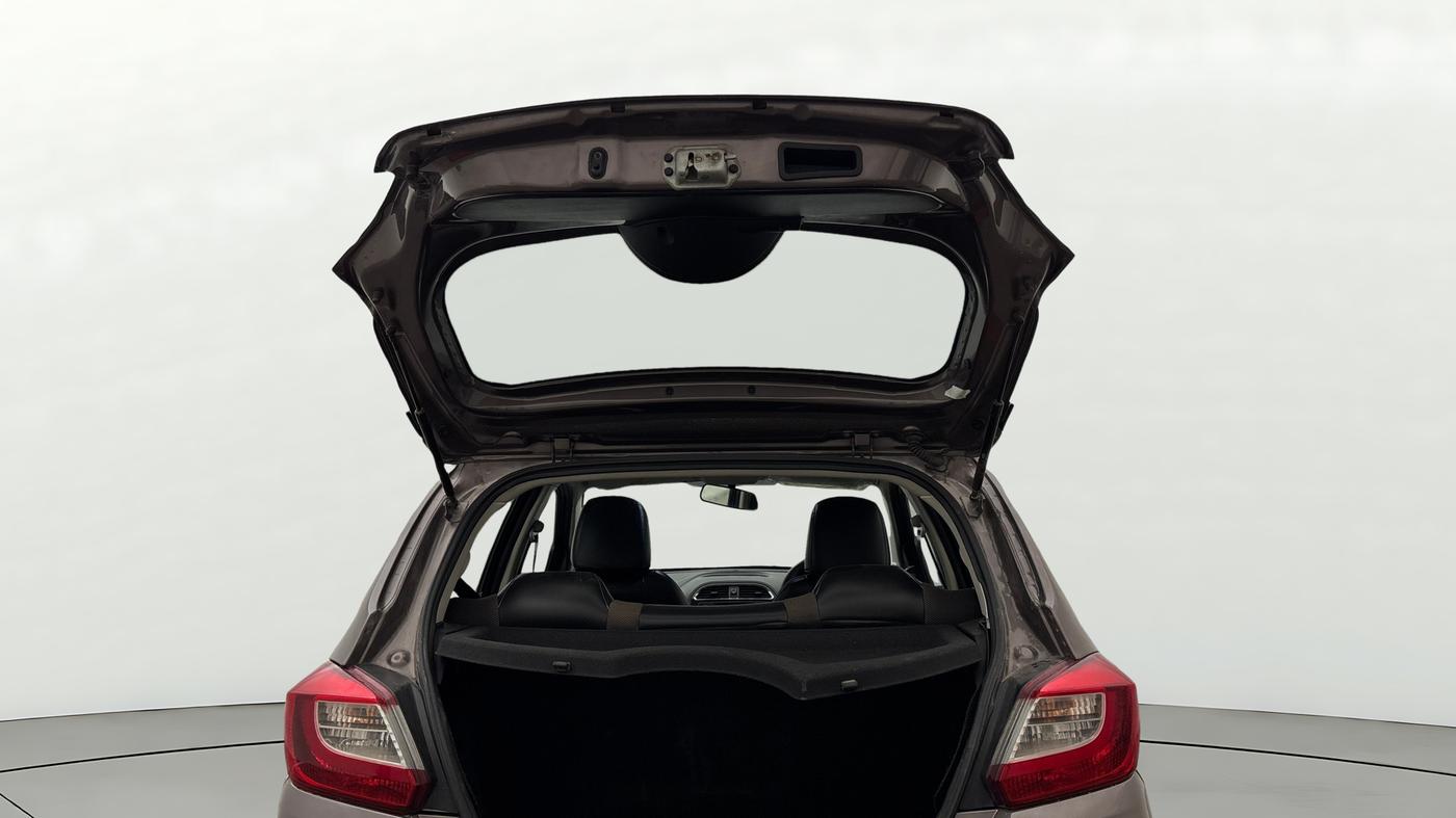 2018 Tata Tiago XZA PETROL, Petrol, Automatic, 77,339 km, Boot Door Open