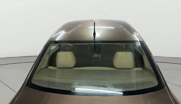 2016 Volkswagen Vento HIGHLINE 1.6 MPI, Petrol, Manual, 88,515 km, Rear Windshield