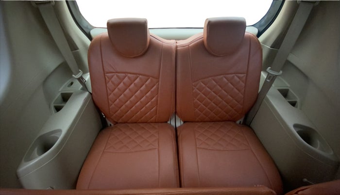 2016 Maruti Ertiga VXI, Petrol, Manual, 1,01,093 km, Third Seat Row ( optional )