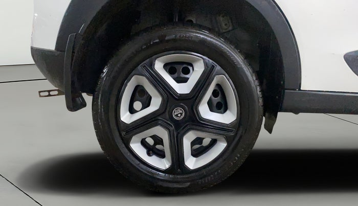 2023 Tata NEXON PURE SUNROOF 1.2 PETROL, Petrol, Manual, 27,227 km, Right Rear Wheel