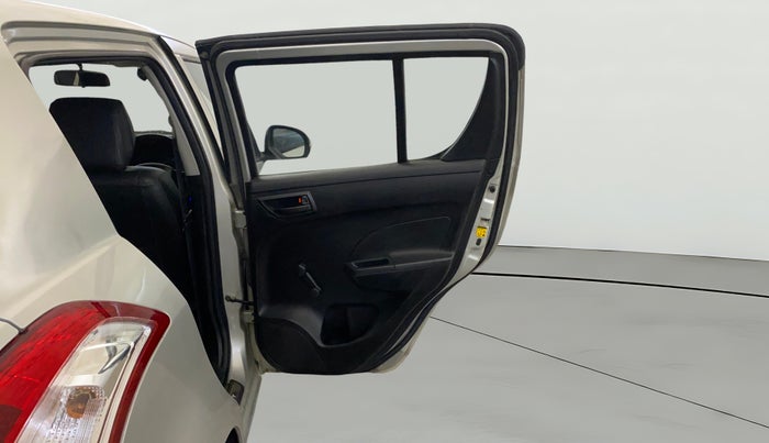 2015 Maruti Swift LXI (O), Petrol, Manual, 42,700 km, RHS Rear Door