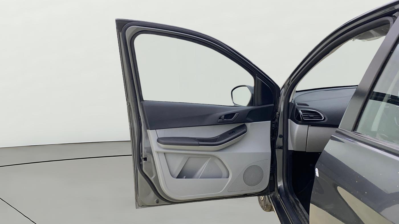 2023 Tata Tiago XT PETROL, Petrol, Manual, 35,121 km, LHS Front Door