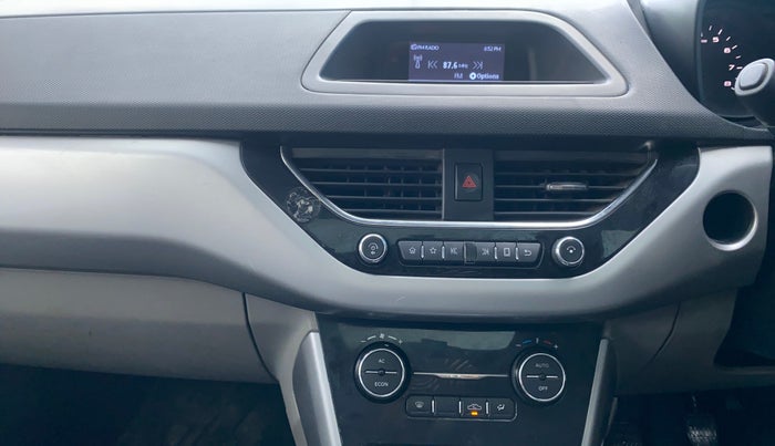 2017 Tata NEXON XT PETROL, Petrol, Manual, 58,863 km, Air Conditioner