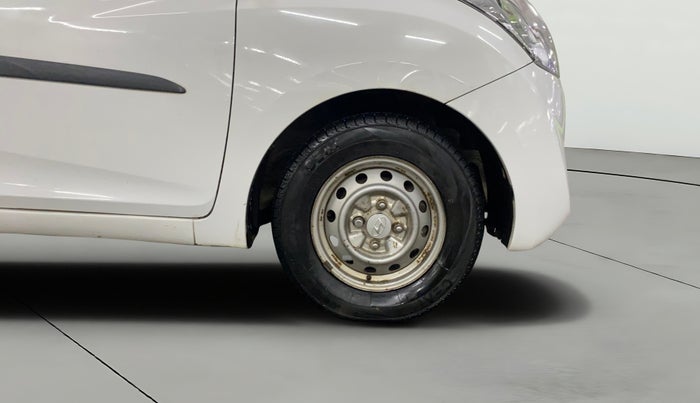 2016 Hyundai Eon ERA +, Petrol, Manual, 47,904 km, Right Front Wheel