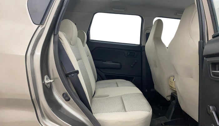 2021 Maruti New Wagon-R LXI CNG 1.0, CNG, Manual, 71,408 km, Right Side Rear Door Cabin