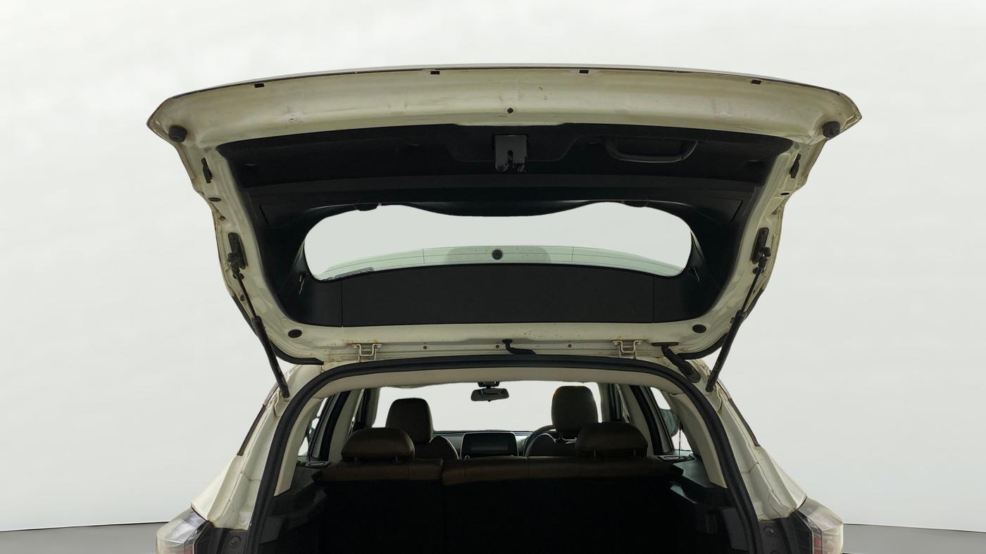 2019 Tata Harrier XZ 2.0L, Diesel, Manual, 71,732 km, Boot Door Open