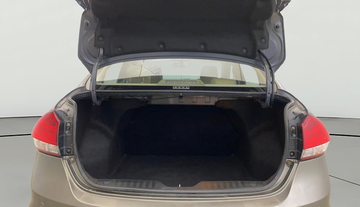 2019 Maruti Ciaz ALPHA  AT 1.5 SHVS PETROL, Petrol, Automatic, 35,780 km, Boot Open Zoomed View
