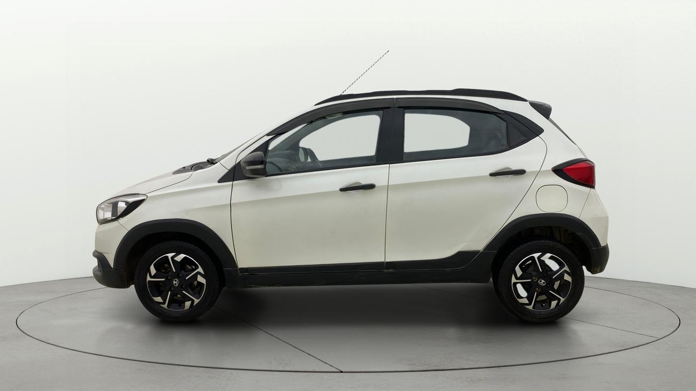 2018 Tata TIAGO NRG PETROL, Petrol, Manual, 86,702 km, Left Side