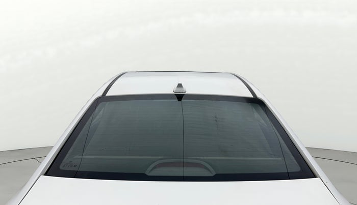 2019 Hyundai Verna 1.6 VTVT SX + AT, Petrol, Automatic, 51,901 km, Rear Windshield