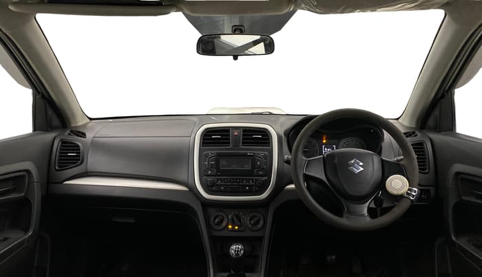 2016 Maruti Vitara Brezza LDI (O), Diesel, Manual, 1,20,785 km, Dashboard