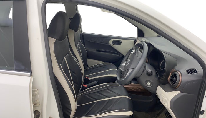 2022 Hyundai AURA S 1.2 CNG, CNG, Manual, 66,968 km, Right Side Front Door Cabin