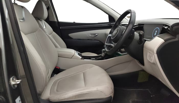2024 Hyundai Tucson SIGNATURE 2.0 AT PETROL, Petrol, Automatic, 31,495 km, Right Side Front Door Cabin