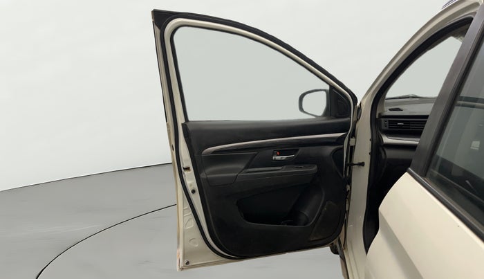 2022 Maruti XL6 ALPHA AT, Petrol, Automatic, 63,852 km, LHS Front Door