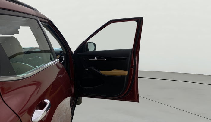 2023 KIA SELTOS  HTX PLUS 1.5 TURBO PETROL IMT, Petrol, Manual, 6,335 km, RHS Front Door