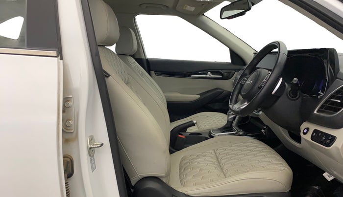 2023 KIA SELTOS  HTX IVT G, Petrol, Automatic, 45,390 km, Right Side Front Door Cabin