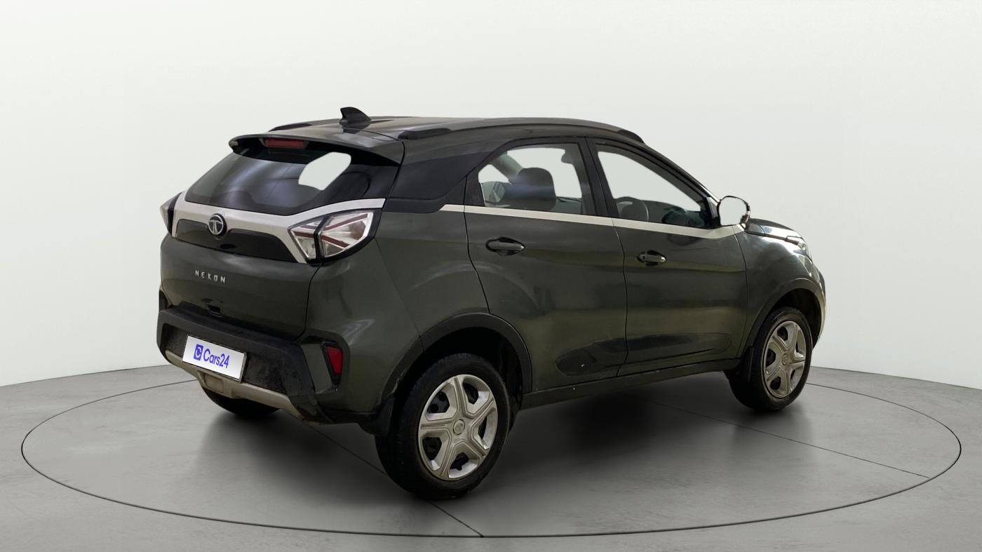 2022 Tata NEXON XZ PETROL, Petrol, Manual, 28,250 km, Right Back Diagonal
