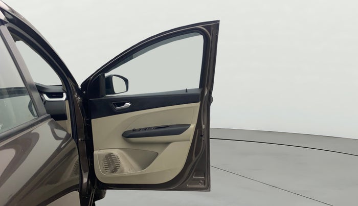 2023 Renault TRIBER RXZ, Petrol, Manual, 39,158 km, RHS Front Door