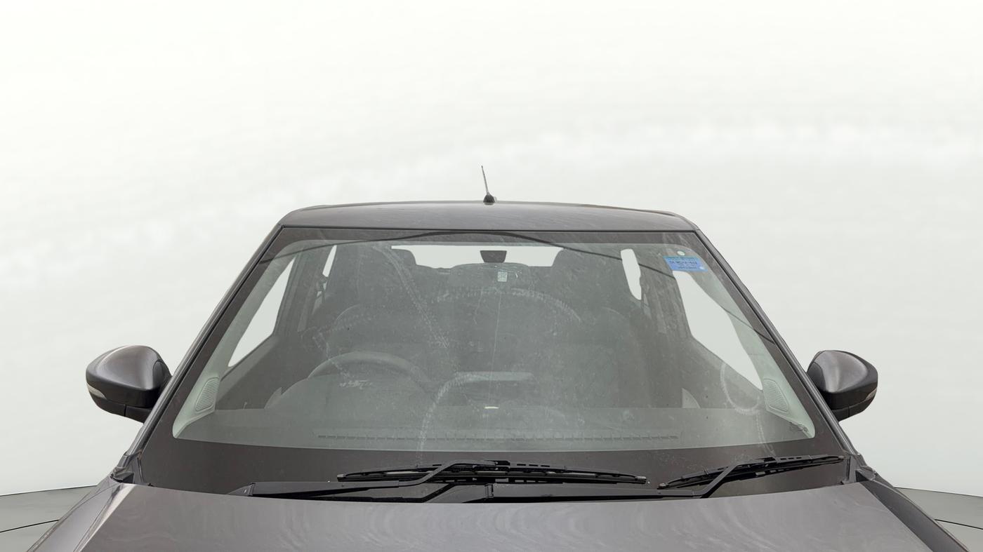 2021 Tata PUNCH ACCOMPLISHED AMT, Petrol, Automatic, 46,898 km, Front Windshield