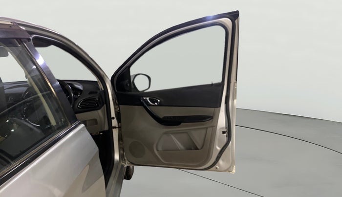 2018 Tata Tiago XZ PETROL, Petrol, Manual, 72,616 km, RHS Front Door