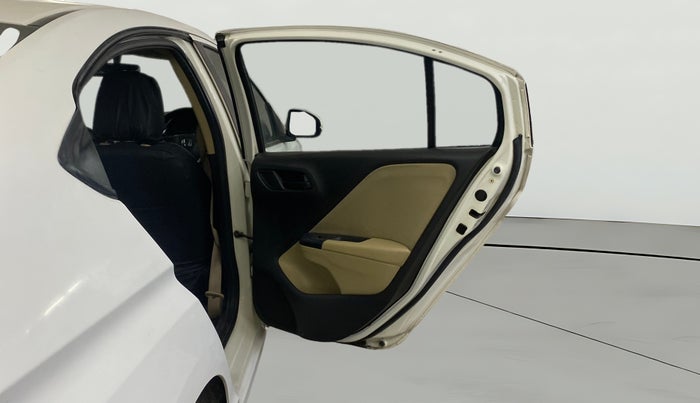 2015 Honda City 1.5L I-VTEC SV, Petrol, Manual, 1,19,821 km, RHS Rear Door