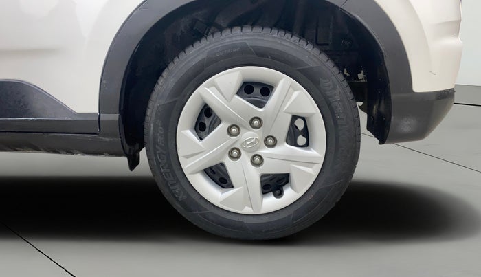 2019 Hyundai VENUE S 1.2, CNG, Manual, 38,118 km, Left Rear Wheel