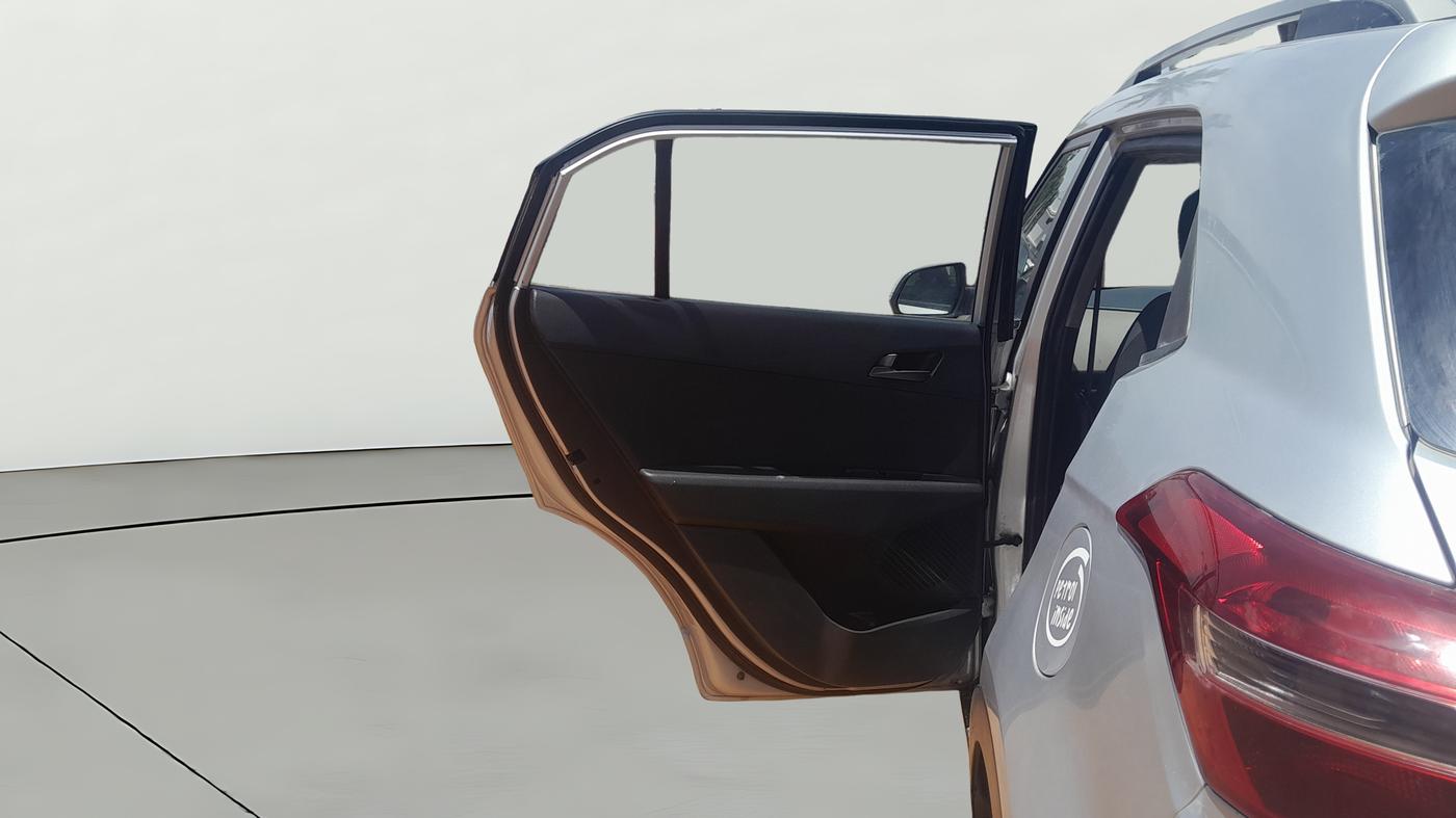 2016 Hyundai Creta SX PLUS 1.6 PETROL, Petrol, Manual, 77,192 km, LHS Rear Door