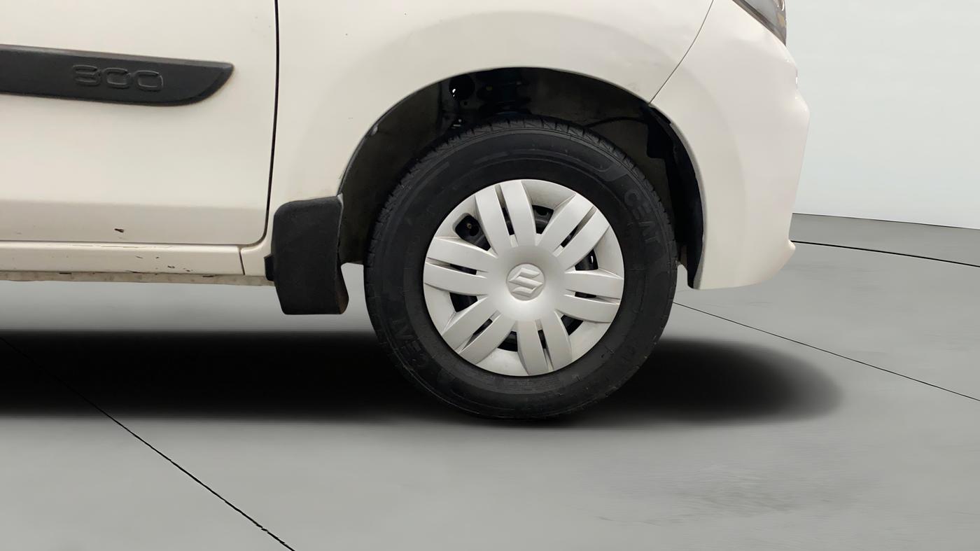 2021 Maruti Alto LXI, Petrol, Manual, 25,124 km, Right Front Wheel