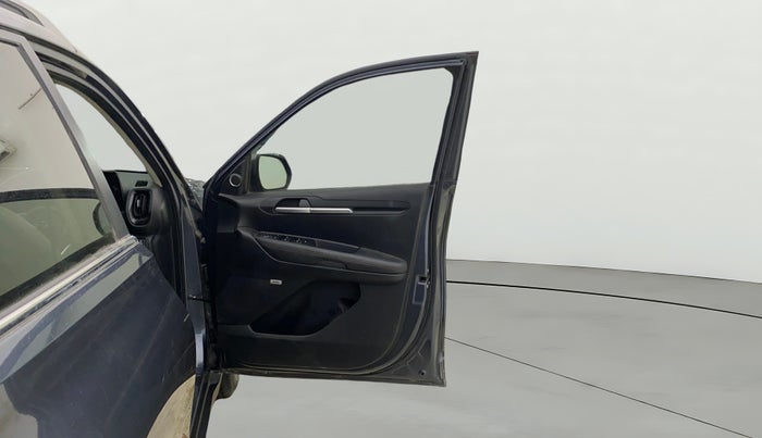 2020 KIA SONET GTX PLUS 1.5, Diesel, Manual, 37,565 km, RHS Front Door