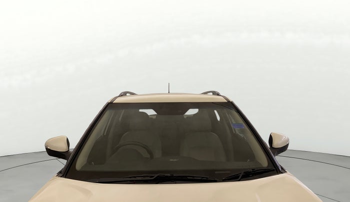 2021 Mahindra XUV300 W8 (O) 1.2 PETROL, Petrol, Manual, 39,362 km, Front Windshield