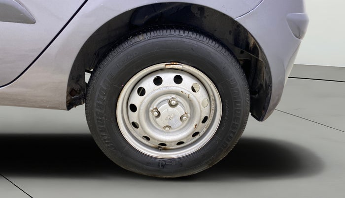 2015 Hyundai i10 MAGNA 1.1, Petrol, Manual, 28,831 km, Left Rear Wheel