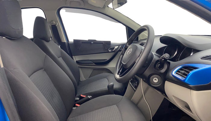 2019 Tata Tiago XZ PLUS PETROL, Petrol, Manual, 25,339 km, Right Side Front Door Cabin