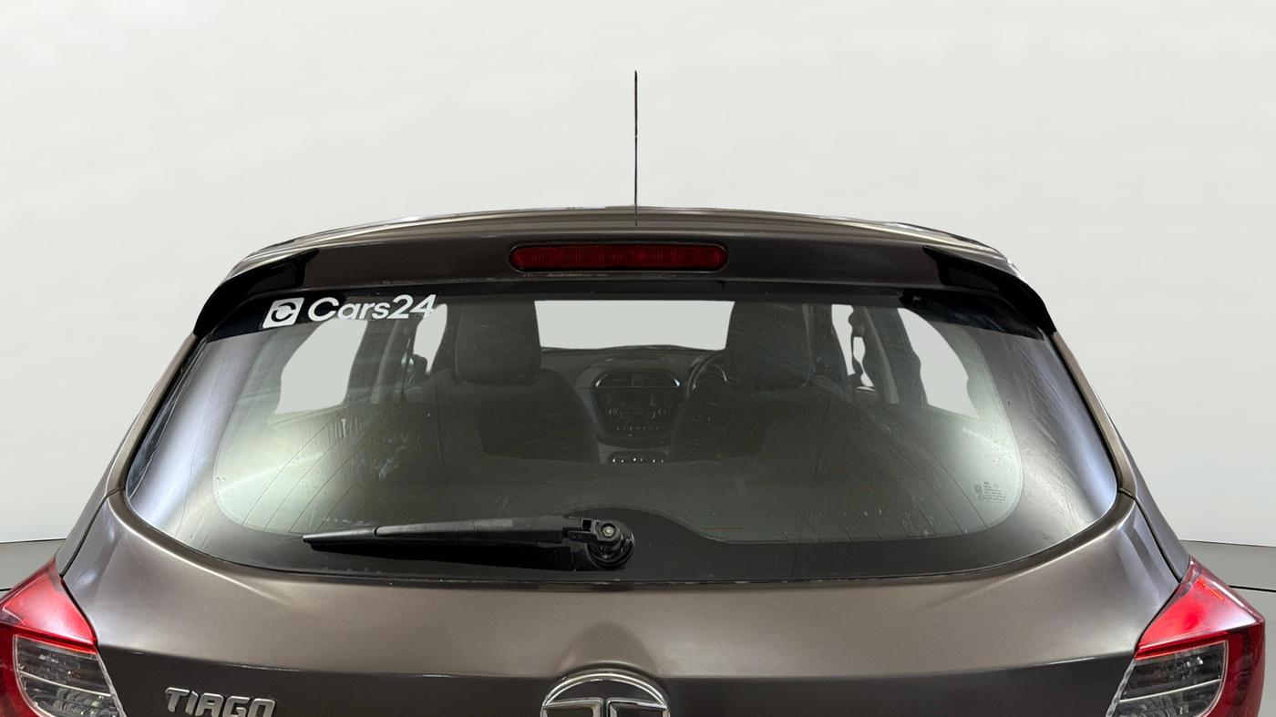 2016 Tata Tiago XZ PETROL, Petrol, Manual, 51,284 km, Rear Windshield
