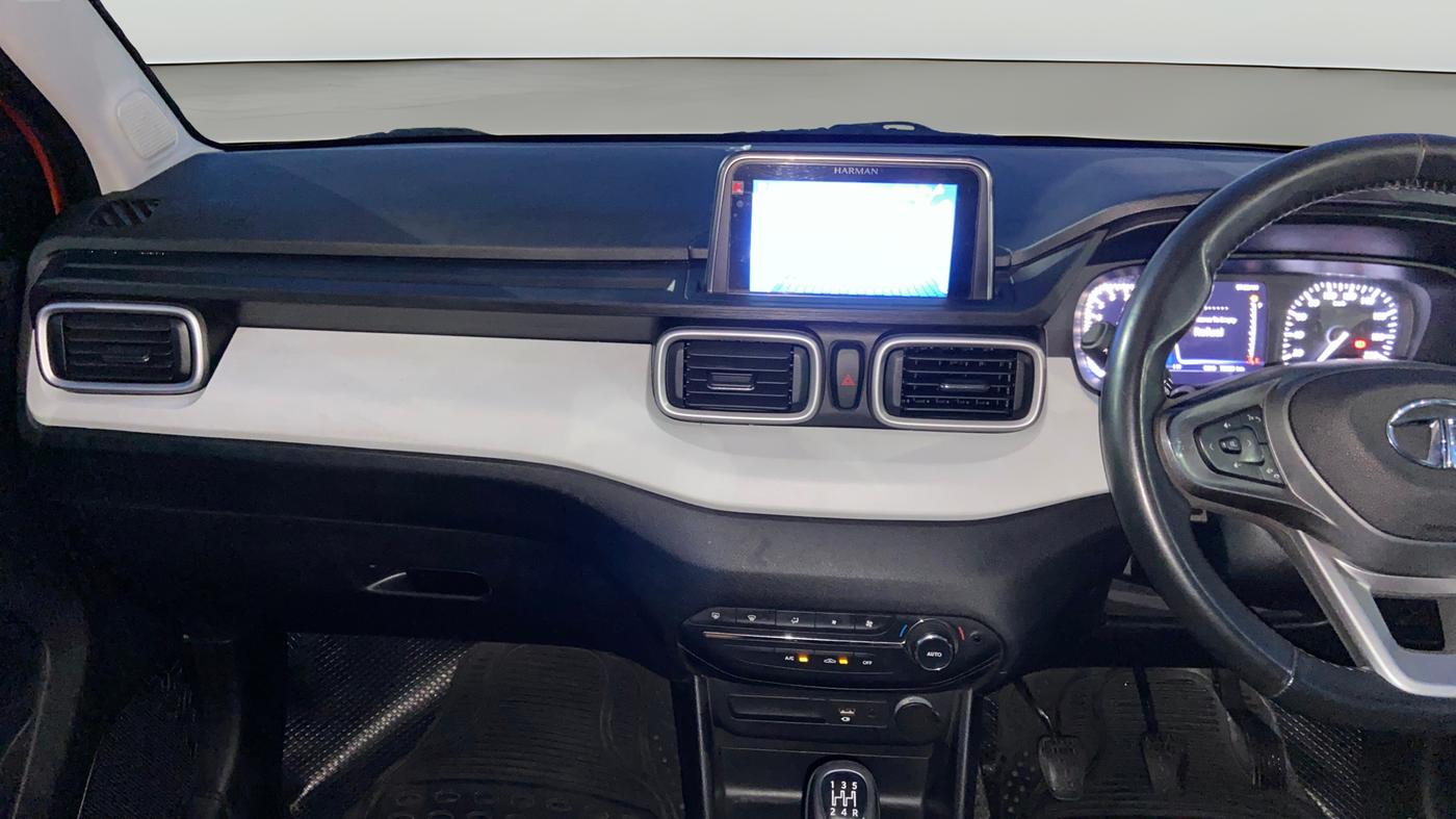 2022 Tata PUNCH CREATIVE  1.2 RTN DUAL TONE, Petrol, Manual, 72,621 km, Air Conditioner