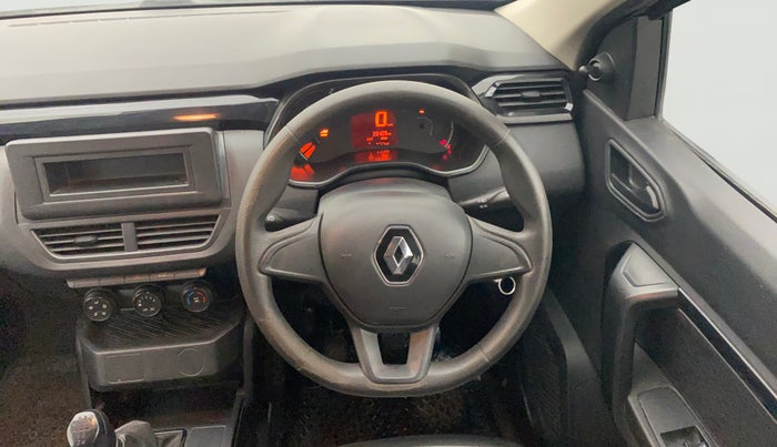 2022 Renault Kiger RXE MT, Petrol, Manual, 39,361 km, Steering Wheel Close Up