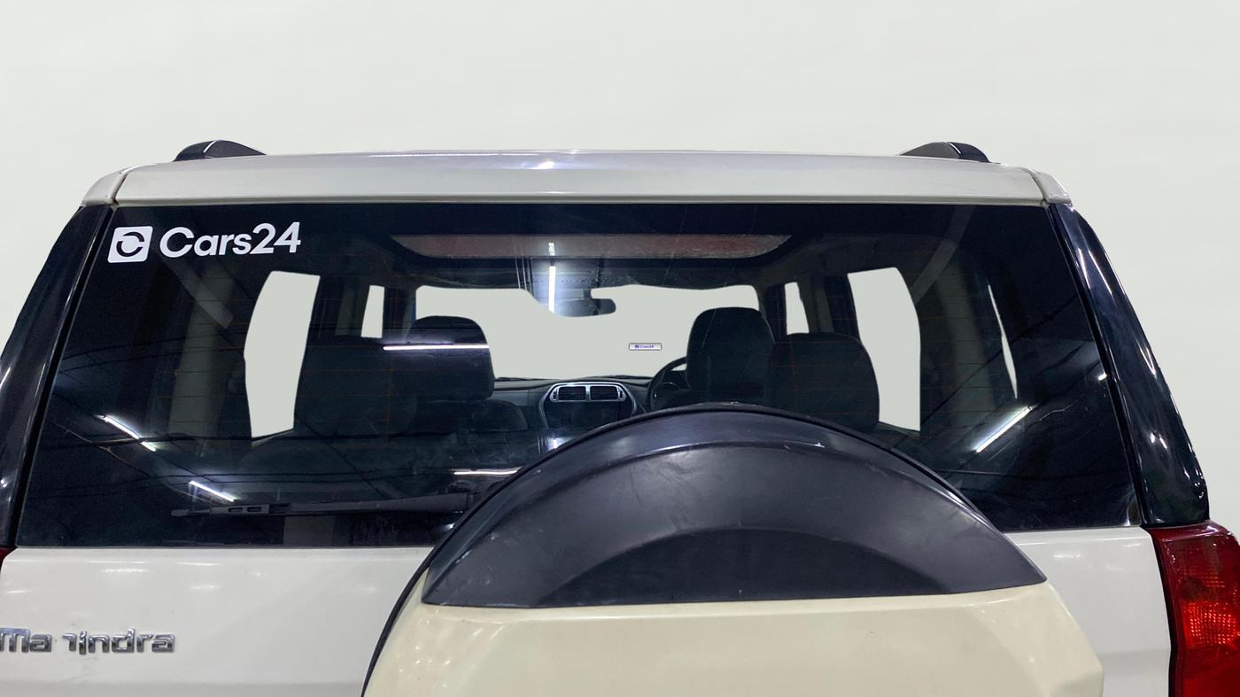 2015 Mahindra TUV300 T8, Diesel, Manual, 81,031 km, Rear Windshield