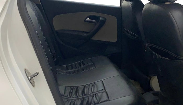 2013 Volkswagen Polo HIGHLINE DIESEL, Diesel, Manual, 88,482 km, Right Side Rear Door Cabin