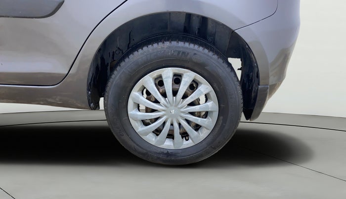 2015 Maruti Swift VXI, Petrol, Manual, 73,384 km, Left Rear Wheel