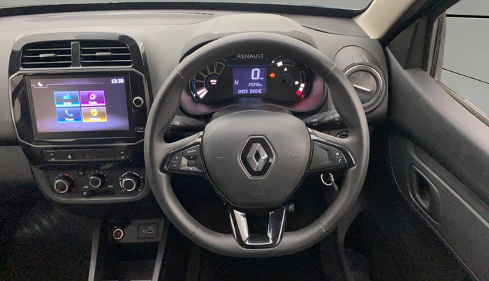 2023 Renault Kwid RXT 1.0 AMT, Petrol, Automatic, 25,339 km, Steering Wheel Close Up