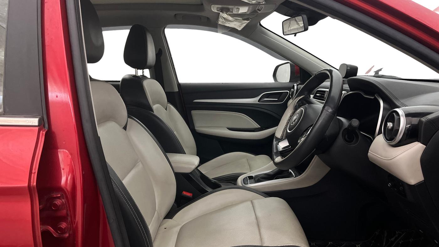 2021 MG ASTOR SAVVY 1.5 CVT, Petrol, Automatic, 42,291 km, Right Side Front Door Cabin