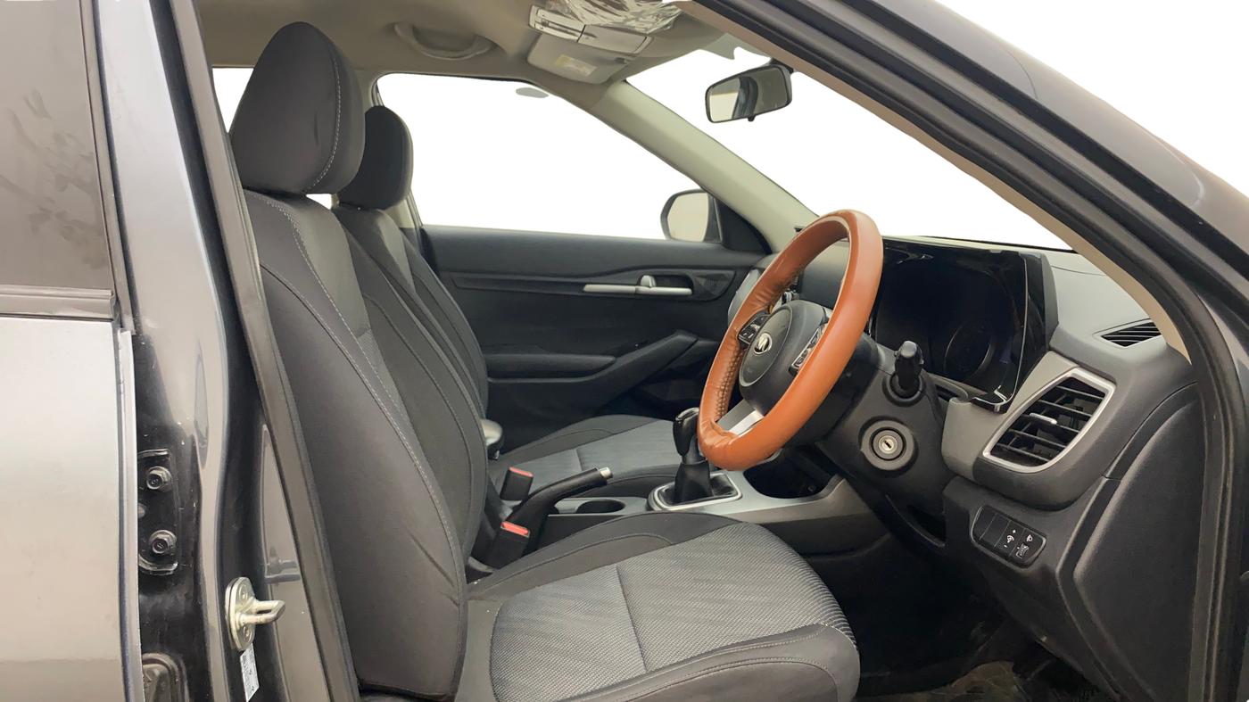 2019 KIA SELTOS HTK 1.5 PETROL, Petrol, Manual, 69,067 km, Right Side Front Door Cabin
