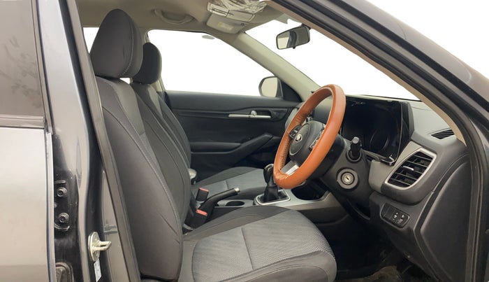 2019 KIA SELTOS HTK 1.5 PETROL, Petrol, Manual, 69,067 km, Right Side Front Door Cabin