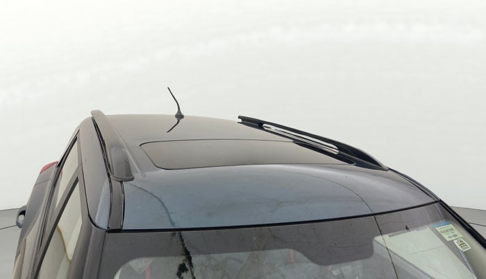 2023 Mahindra XUV300 W6 1.5 DIESEL AMT, Diesel, Automatic, 24,240 km, Roof