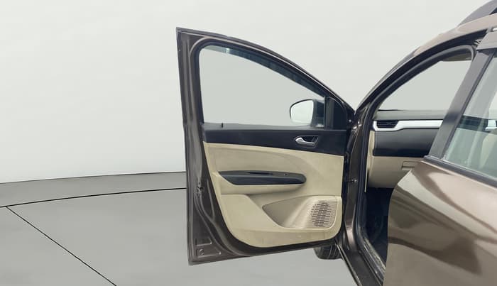 2023 Renault TRIBER RXZ, Petrol, Manual, 92,487 km, LHS Front Door