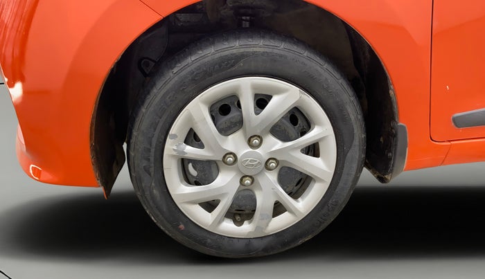 2018 Hyundai Grand i10 SPORTZ (O) 1.2 KAPPA VTVT, Petrol, Manual, 37,985 km, Left Front Wheel