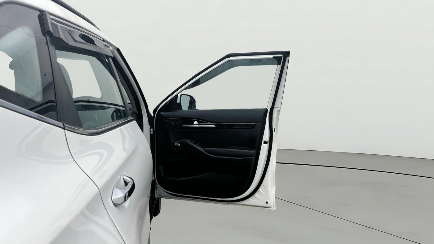 2021 KIA SELTOS GTX PLUS AT 1.5 DIESEL, Diesel, Automatic, 95,162 km, RHS Front Door