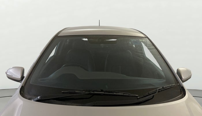 2015 Hyundai Elite i20 SPORTZ 1.2, Petrol, Manual, 49,582 km, Front Windshield