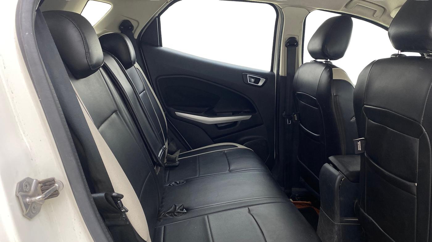 2018 Ford Ecosport TITANIUM 1.5L DIESEL, Diesel, Manual, 1,09,626 km, Right Side Rear Door Cabin