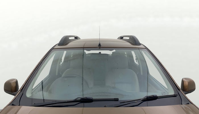2013 Renault Duster RXL PETROL, Petrol, Manual, 1,12,488 km, Front Windshield